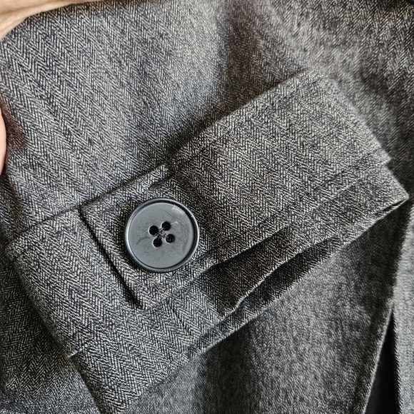 Larry Levine Womens Cropped Two Button Front Sz 12 - Picture 6 of 9